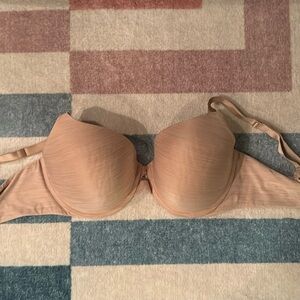 NWOT Victoria’s Secret bra